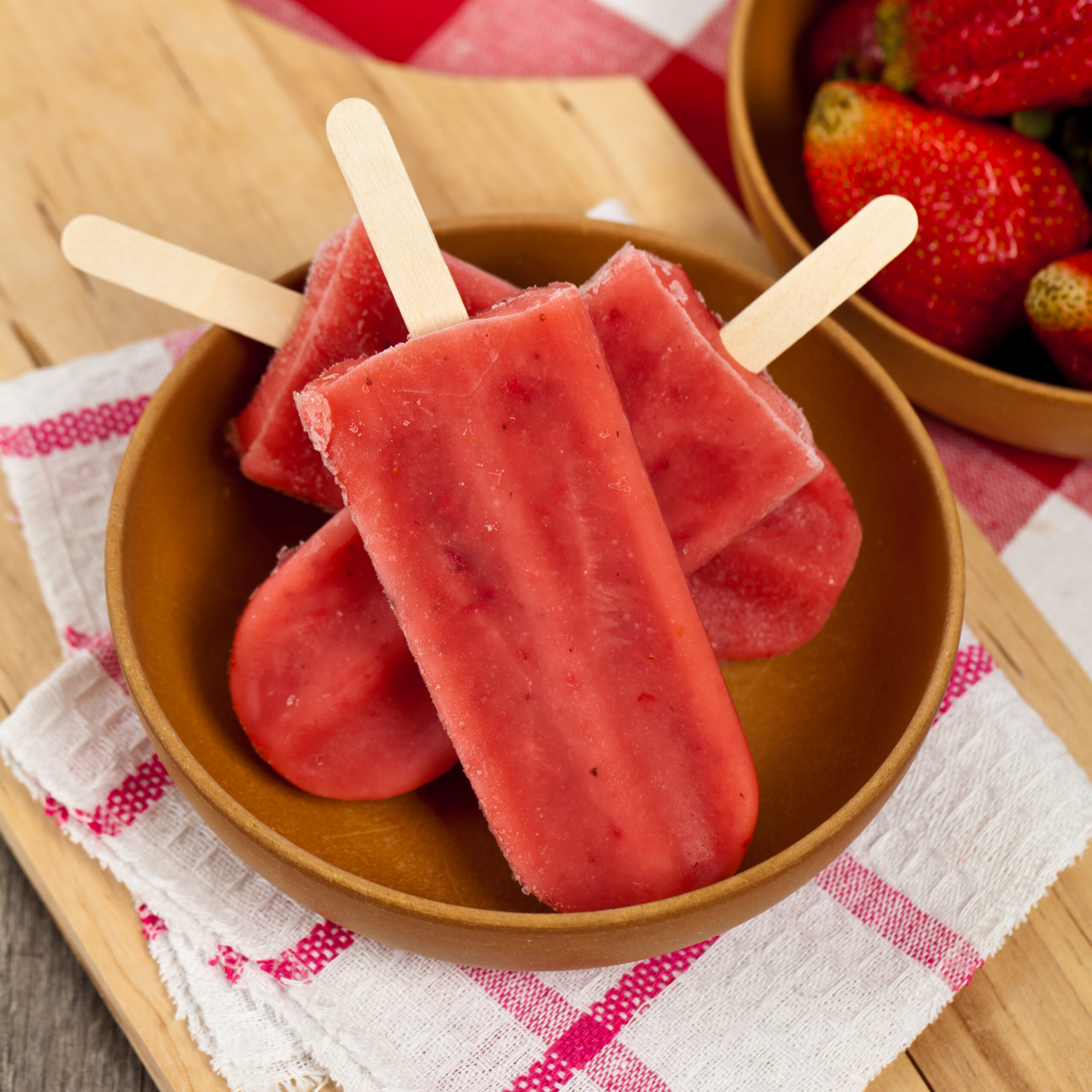 Strawberry Lemonade Popsicles - Oliver's Markets