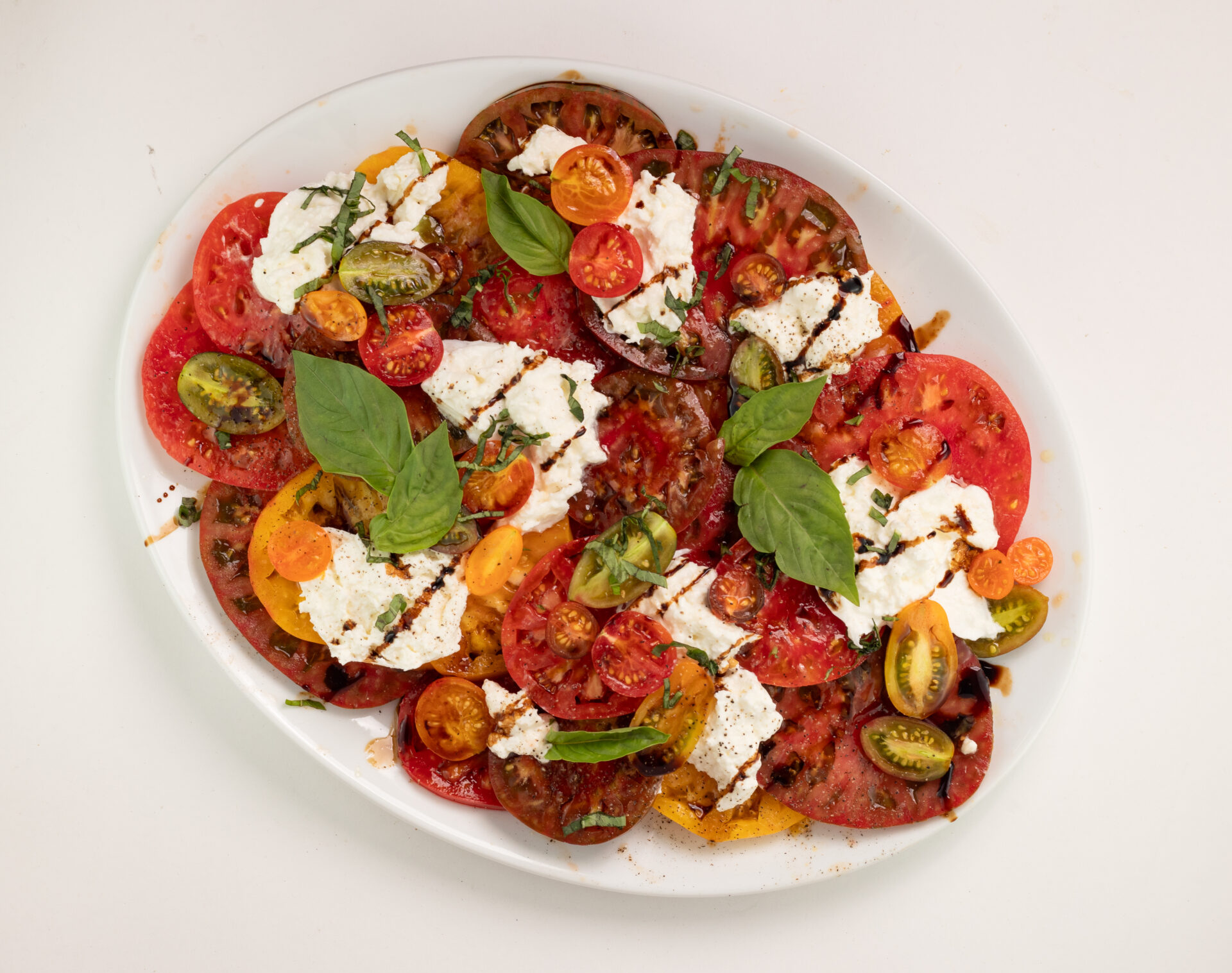 Heirloom Tomato Burrata Salad Oliver s Markets
